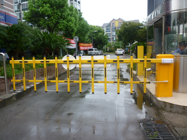 現(xiàn)代智能停車(chē)場(chǎng)管理技術(shù)及其發(fā)展趨勢(shì)